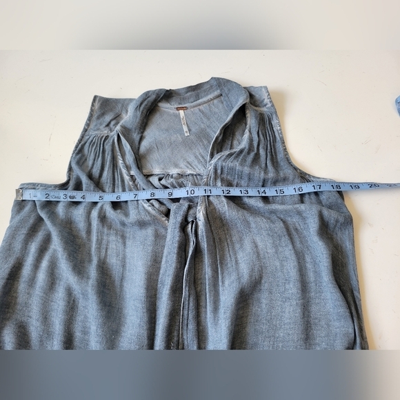 Free People Tie Neck High-Low Top Blue XS - Picture 6 of 8